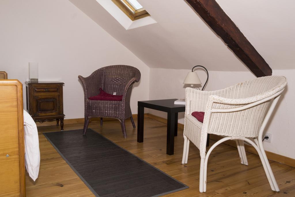 Solar Romantico Anno 1850 Al Hotel Torres Novas Room photo