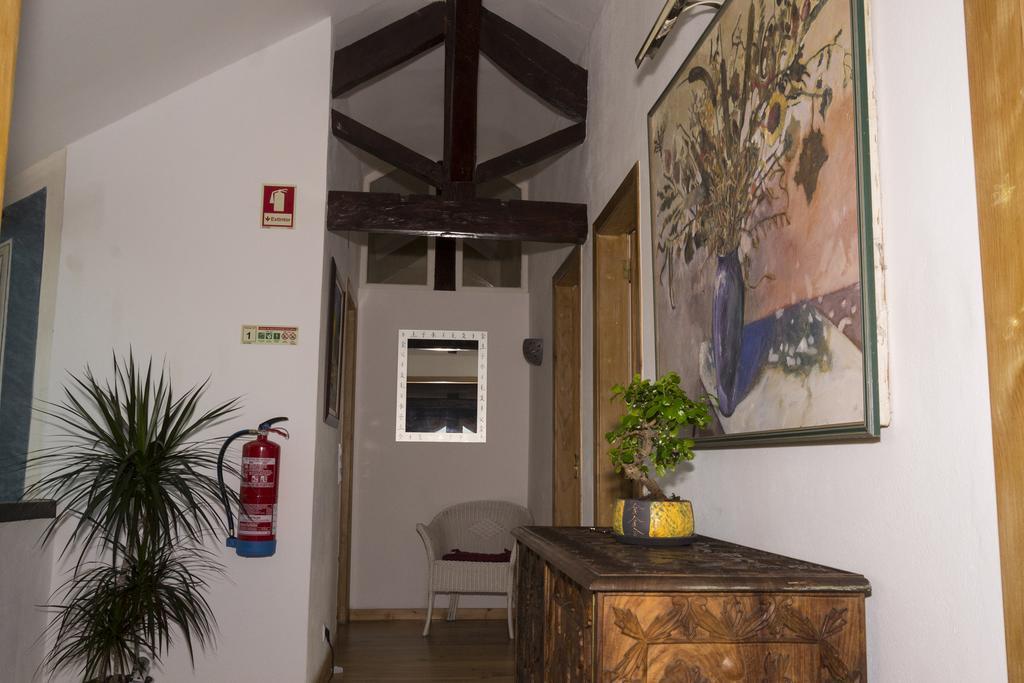 Solar Romantico Anno 1850 Al Hotel Torres Novas Room photo